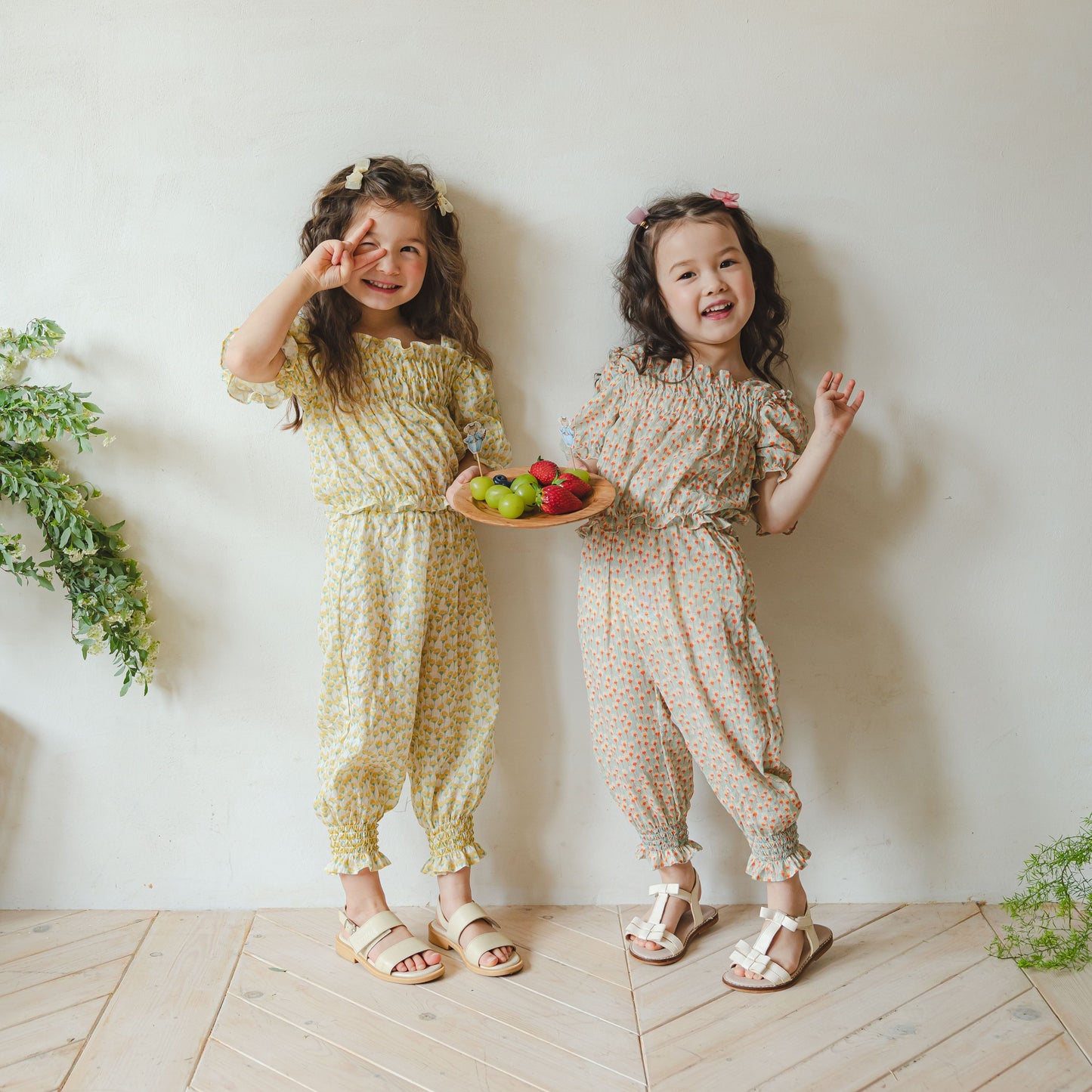 Floral Lightweight Pants with Elastic Waist