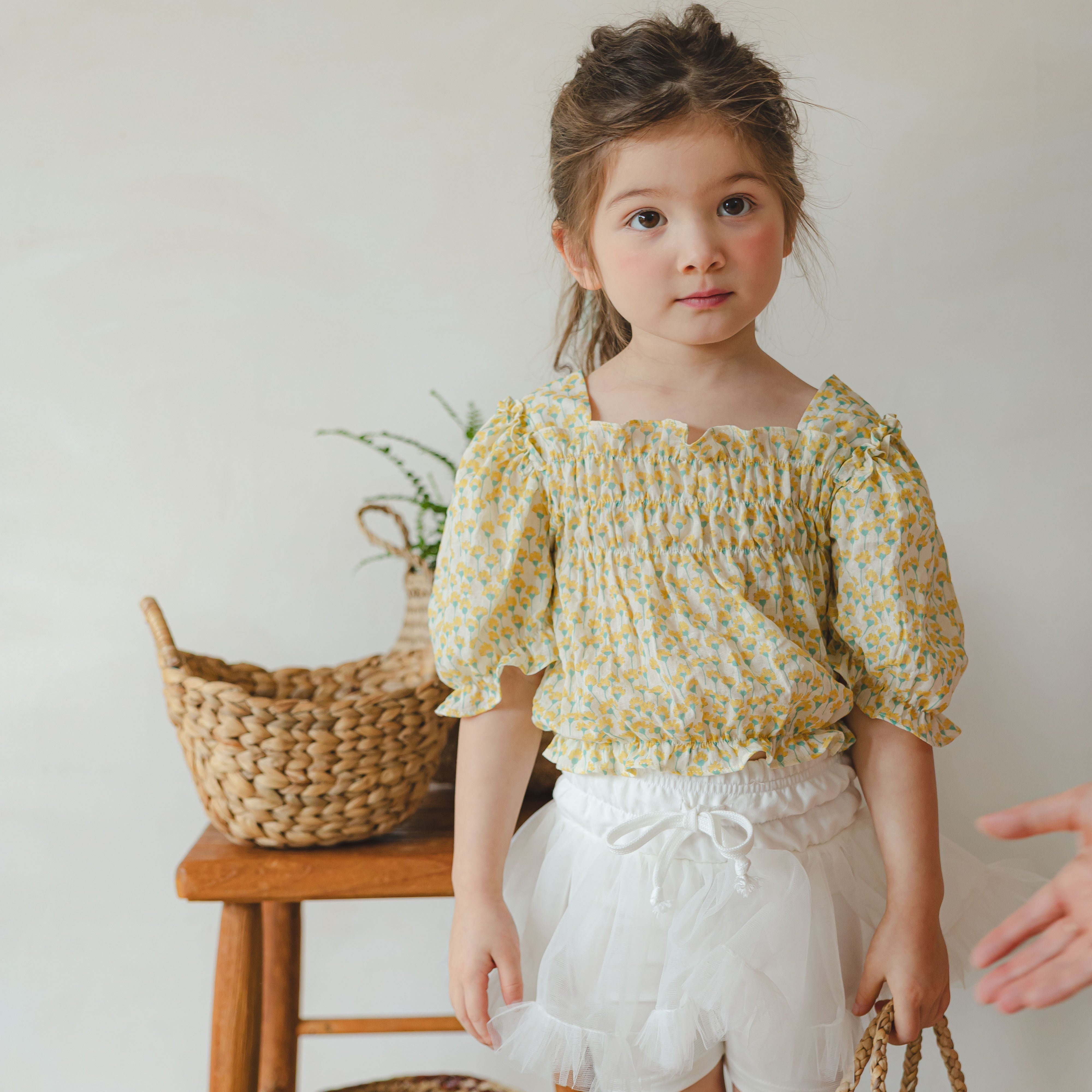 Girl's Floral Smocked Blouse with Puff Sleeves (2 colours