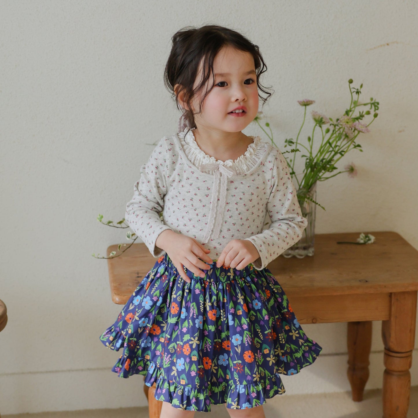 FLOWER FRILL RIBBON TSHIRT - OATMEAL