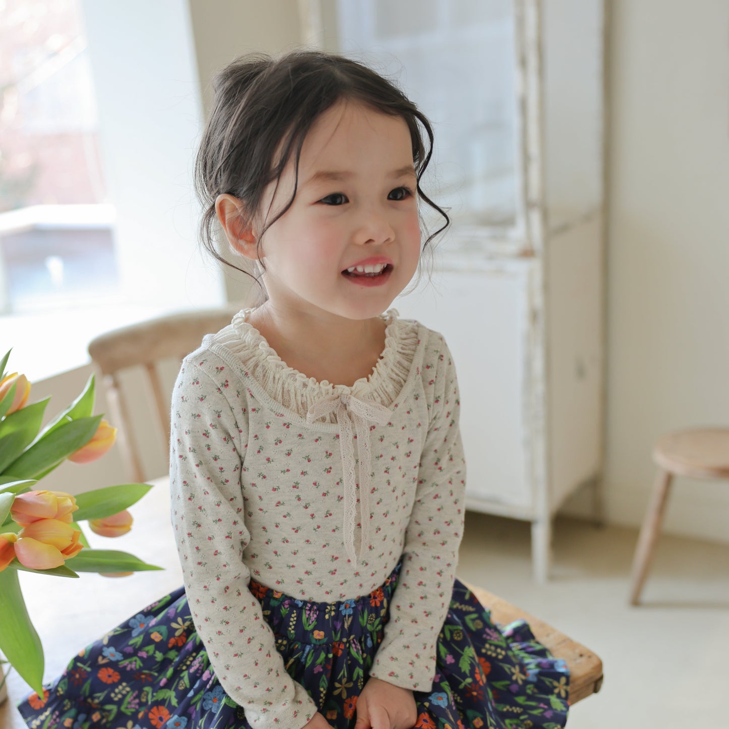FLOWER FRILL RIBBON TSHIRT - OATMEAL