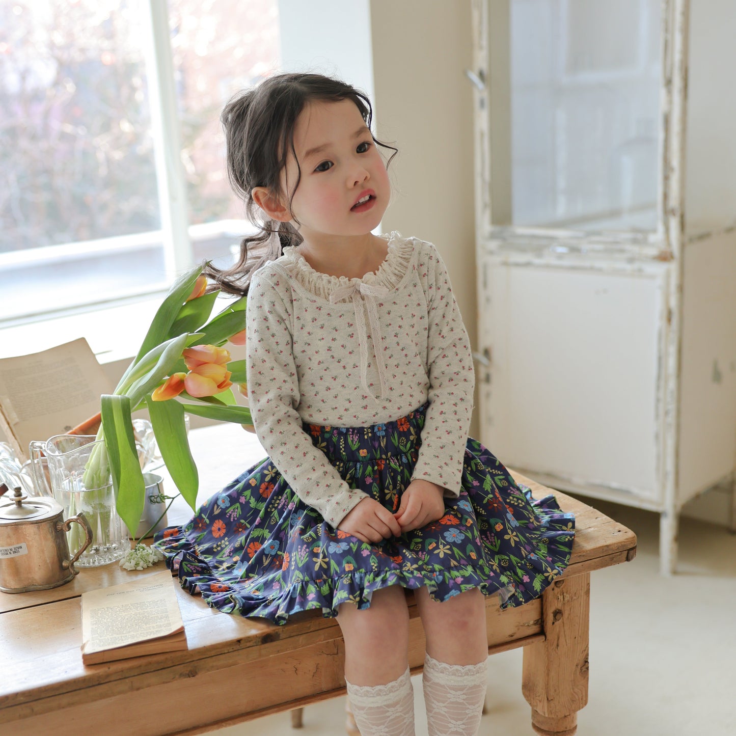 FLOWER FRILL RIBBON TSHIRT - OATMEAL