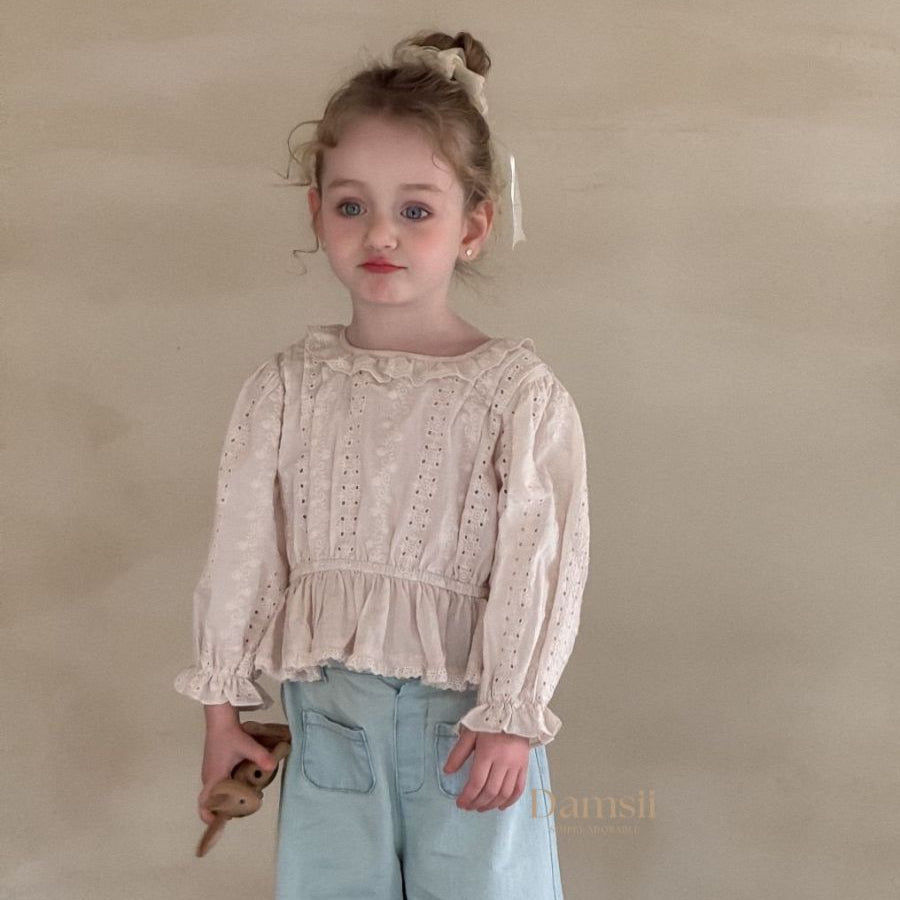 Lace Punching Blouse