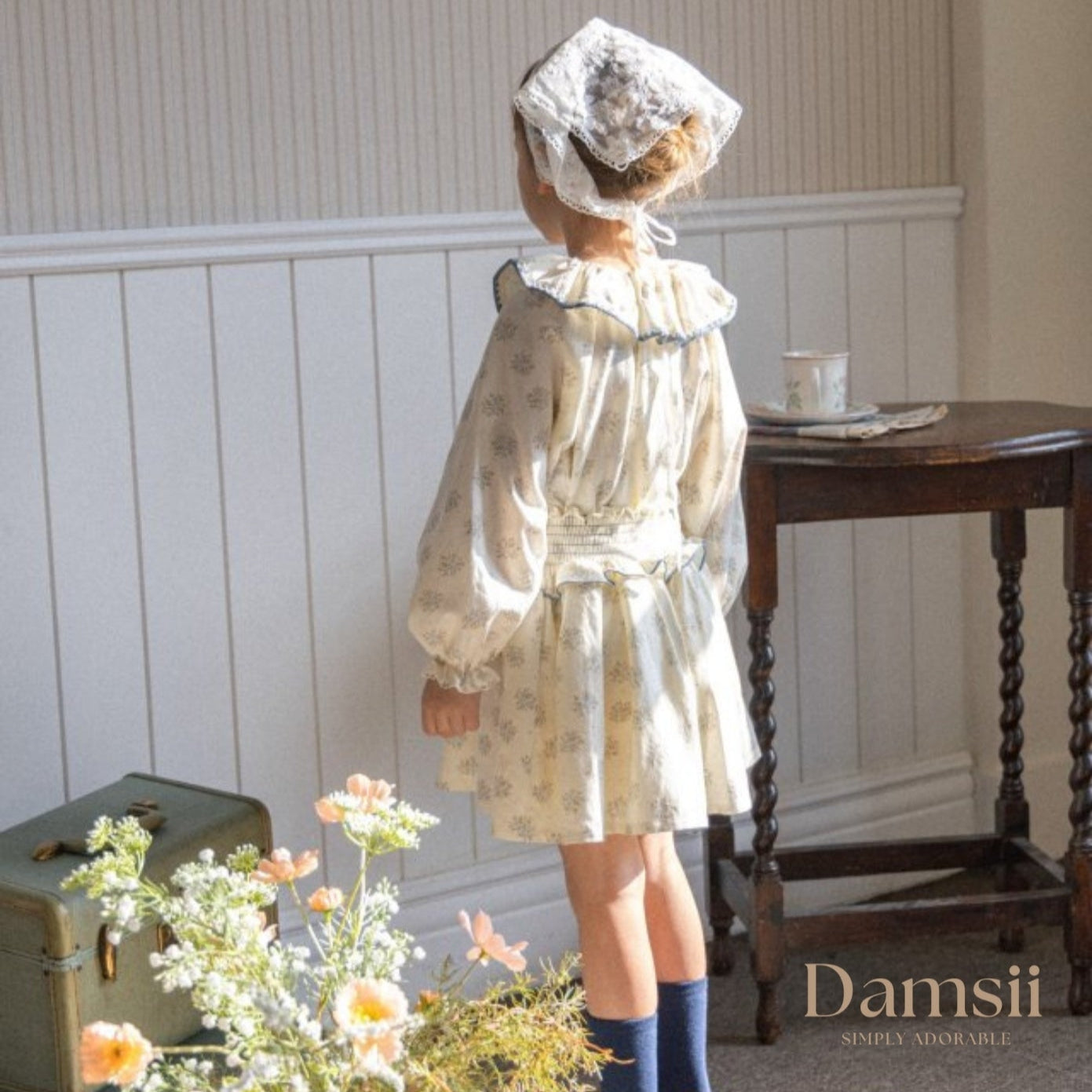 Floral Ruffle Collar Kids Set - BLUE