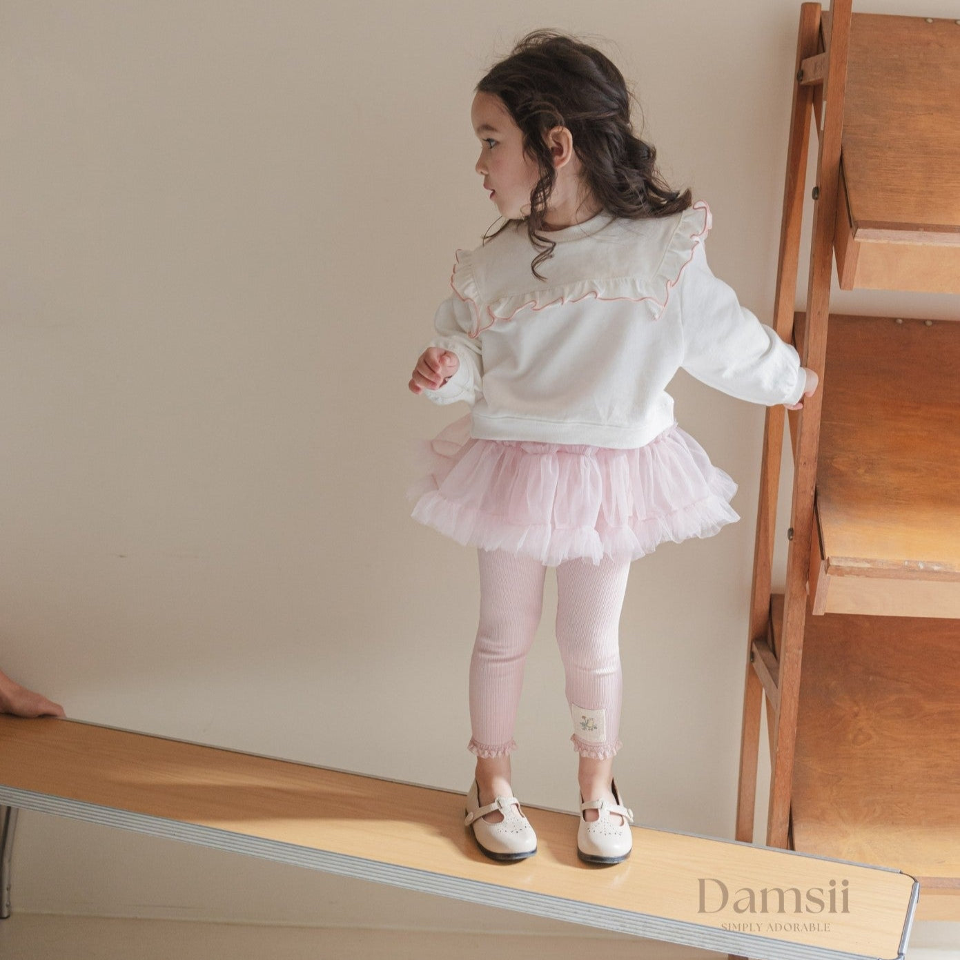FRILL SWEATSHIRT - IVORY