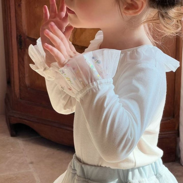 Lace Frill Collar Long Sleeve Top