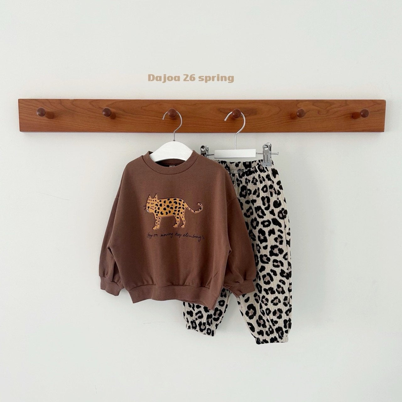 KIDS CARTOON BABY CHEETAH 2PIECE SET