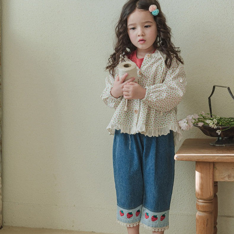 [SWEET SALE] Strawberry Embroidered Cuff Jeans