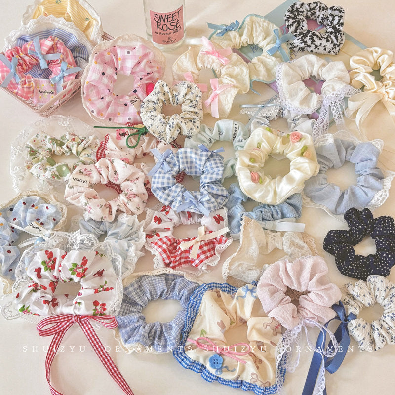 SCRUNCHIES SALE
