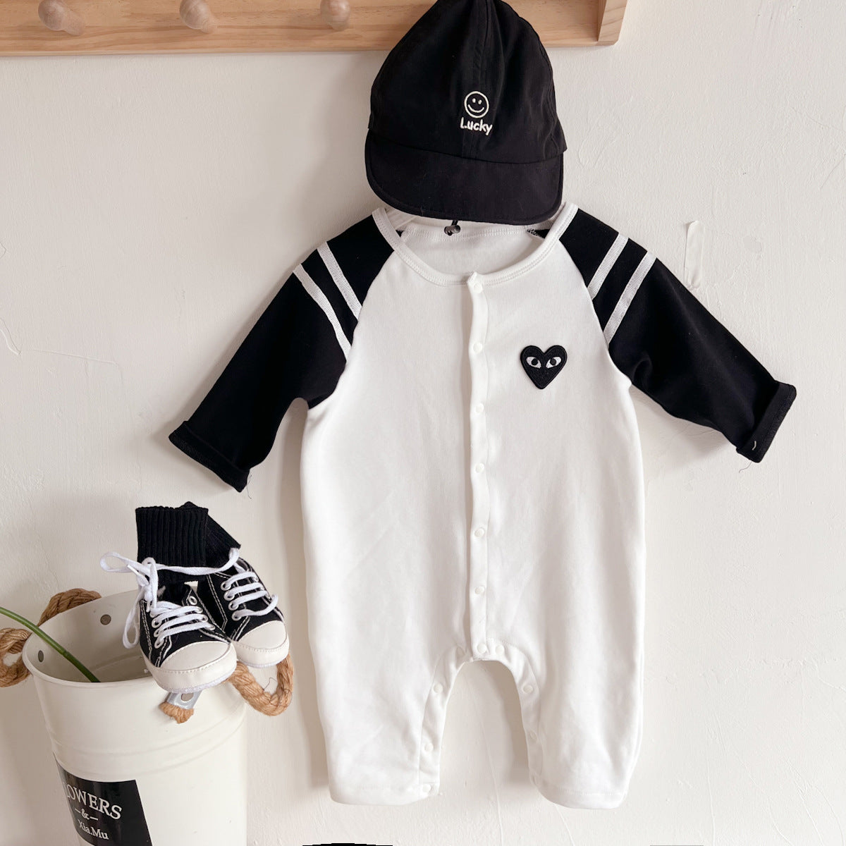 Baby Heart-shaped Raglan Romper
