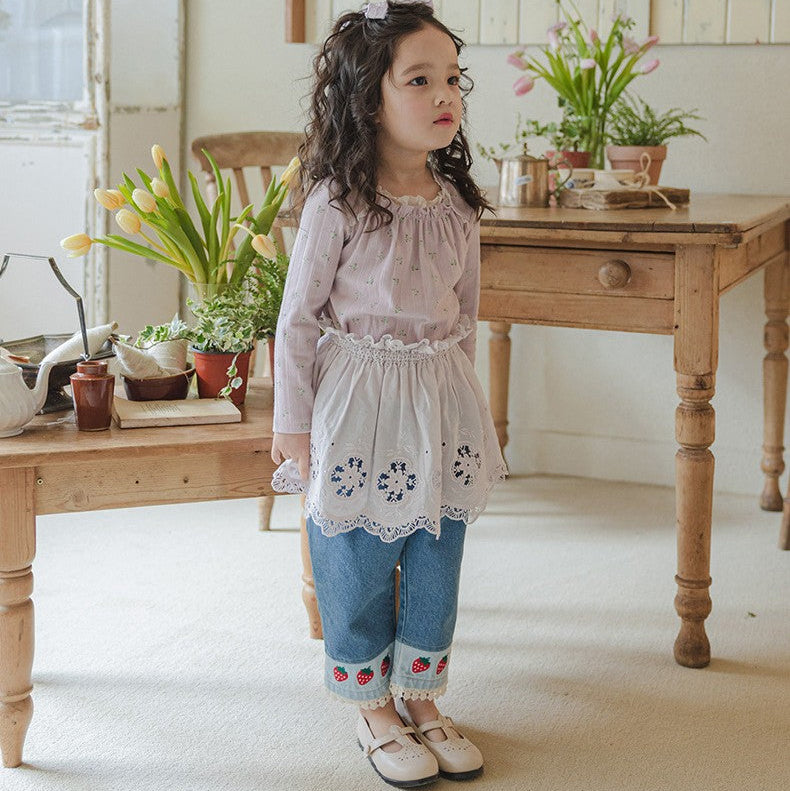 [SWEET SALE] Strawberry Embroidered Cuff Jeans