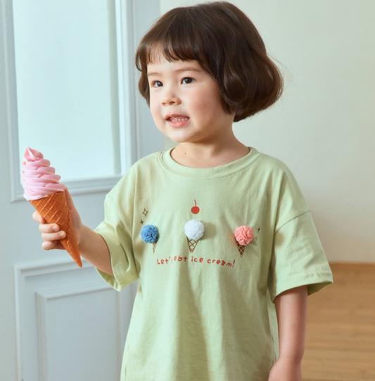 KIDS EAT ICECREAM T-SHIRT